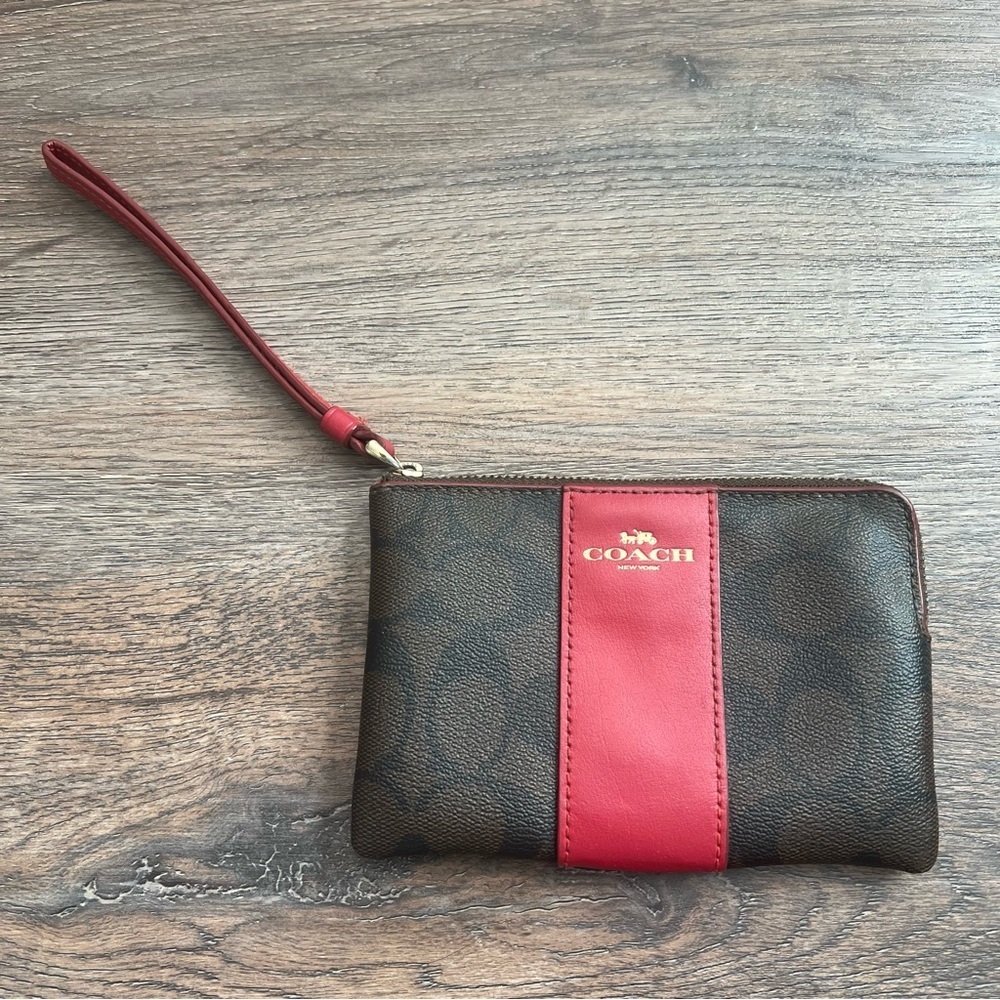 Coach Signature Canvas Corner Zip Wristlet Walnut True Red Stripe
